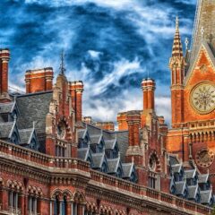 Before You Go, Learn These Essential London Travel Tips