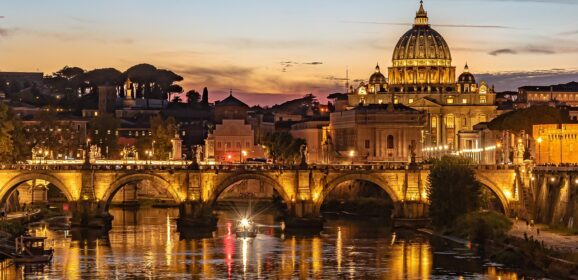 A Traveler’s Guide To Vatican City & Rome: How to Make the Most of Your Time in the Eternal City