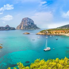 Ibiza Travel Guide: A Paradise for Partygoers and Nature Lovers Alike