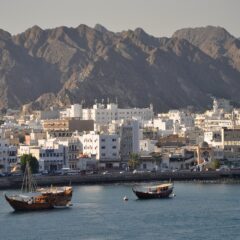 Experiencing Authentic Travel: Immersing Yourself in Oman’s Rich Culture and Natural Splendor