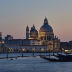 Venice Accommodation Guide 2024: Navigating the Best Areas for First-Time Visitors