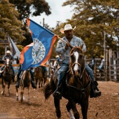 Discovering the Wonders of Belize: A Scenic Flight Over the Great Blue Hole