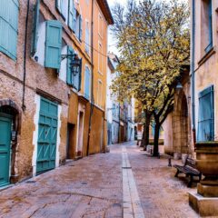 A Perfect Weekend Getaway in Alpes-De-Haute-Provence, France