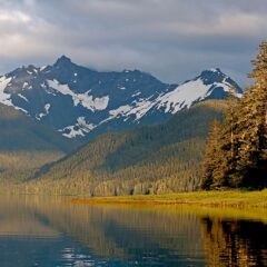 Land of the Midnight Sun’s Embrace: Nine Unforgettable Alaskan Adventures