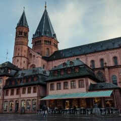 What to Know Before Visiting These Popular Travel Destinations